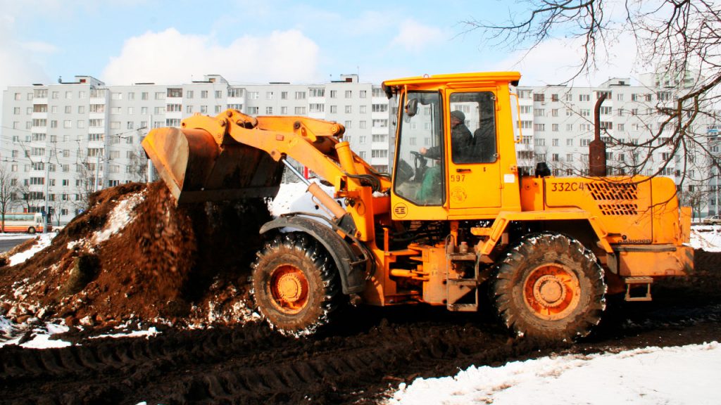 Универсальные погрузчики Амкодор 332С4 и Амкодор 332С4-01